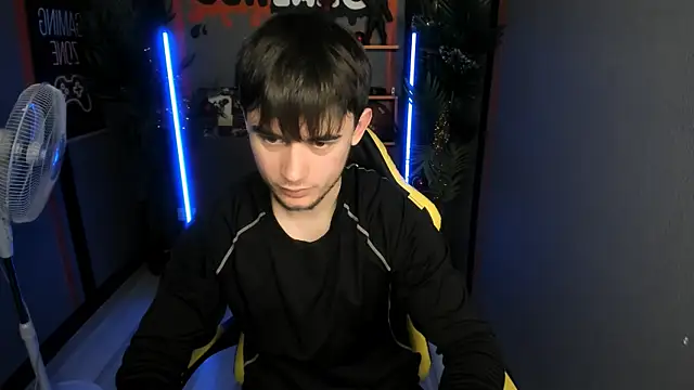 AlejandroEllias online show from 01-12-26, 06:07