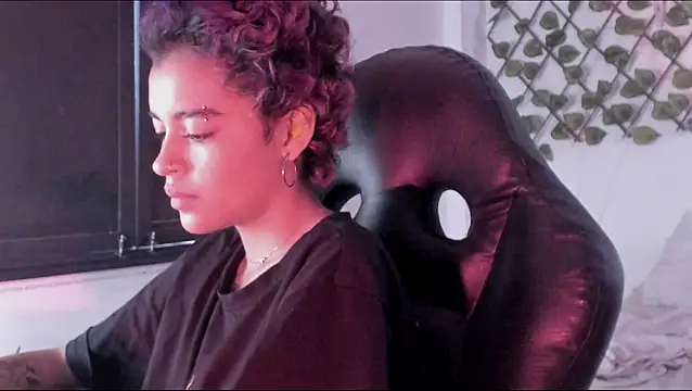 Anny Kiitty online show from 02-24-26, 07:45