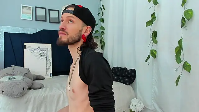 AngelDamianArt online show from 02-02-26, 08:07