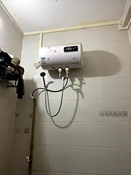 Snapshot of yiyi0316 chatting on 12-03-25, 04:16 yiyi0316 online show from 12-03-25, 04:16