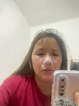 Snapshot of yiyi0316 chatting on 04-09-26, 12:54 yiyi0316 online show from 04-09-26, 12:54