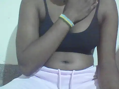 StormzyLeila online show from 11-21-25, 03:05