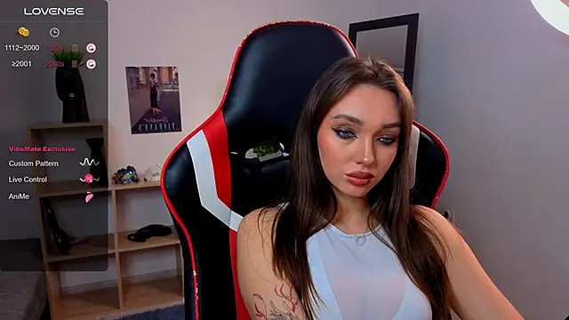 Emilia mala online show from 11-21-25, 07:23