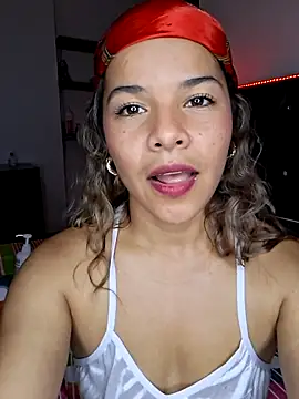 Snapshot of pamela_Tiny chatting on 03-18-26, 05:21 pamela Tiny online show from 03-18-26, 05:21