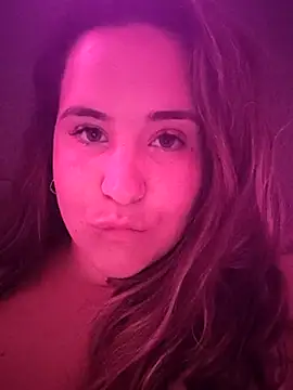 Snapshot of iviiiiiiiiiii chatting on 11-18-25, 01:22 iviiiiiiiiiii online show from 11-18-25, 01:22