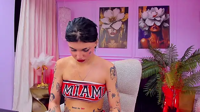 YasminWild online show from 12-04-25, 04:33