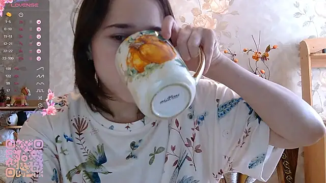 Snapshot of TianaMeiser chatting on 03-11-26, 11:05 TianaMeiser online show from 03-11-26, 11:05