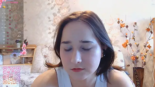 Snapshot of TianaMeiser chatting on 05-12-26, 11:07 TianaMeiser online show from 05-12-26, 11:07