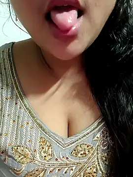 Winter XOXO online show from 02-09-26, 01:42