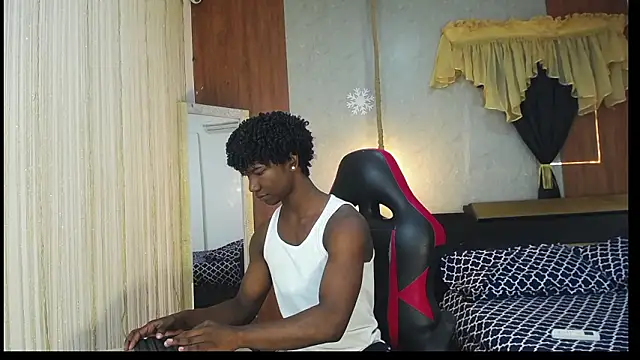 Snapshot of negga_cum chatting on 02-11-26, 01:27 negga cum online show from 02-11-26, 01:27