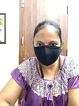 Queen-Neha online show from 04-28-26, 11:48