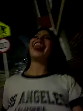 Dannii- online show from 01-09-26, 04:04