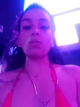 Snapshot of Moon_Beautifull chatting on 11-18-25, 03:56 Moon Beautifull online show from 11-18-25, 03:56