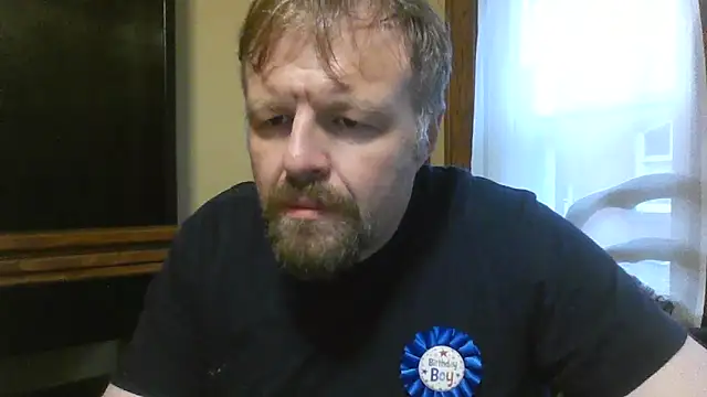 Snapshot of TheOneDonShaun chatting on 04-25-26, 11:57 TheOneDonShaun online show from 04-25-26, 11:57