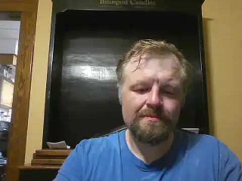 Snapshot of TheOneDonShaun chatting on 05-02-26, 12:59 TheOneDonShaun online show from 05-02-26, 12:59