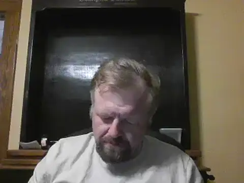 Snapshot of TheOneDonShaun chatting on 05-03-26, 03:45 TheOneDonShaun online show from 05-03-26, 03:45