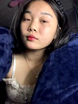 Baa-bee22 online show from 11-28-25, 01:58