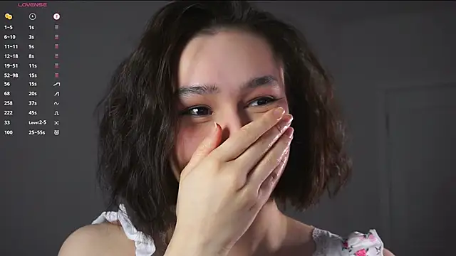 SoftLuna online show from 12-17-25, 04:29