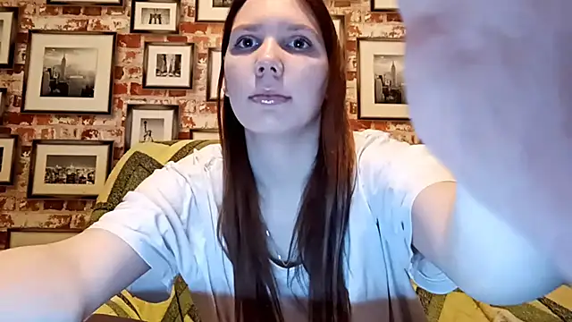 EvieBaggette online show from 12-03-25, 06:10