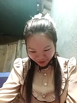 yu-zhen online show from 11-20-25, 05:18