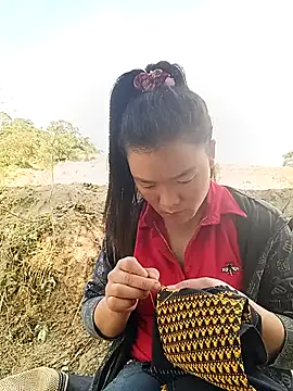 Snapshot of meomeo-00 chatting on 02-26-26, 02:21 meomeo-00 online show from 02-26-26, 02:21