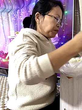 Yes-Baby-A online show from 12-02-25, 04:51