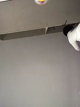 Yes-Baby-A online show from 12-14-25, 11:04