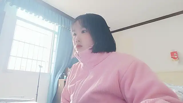 Snapshot of Misszhong chatting on 11-18-25, 07:46 Misszhong online show from 11-18-25, 07:46