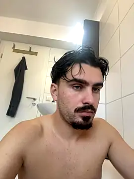 babyyboy696 online show from 11-18-25, 10:31