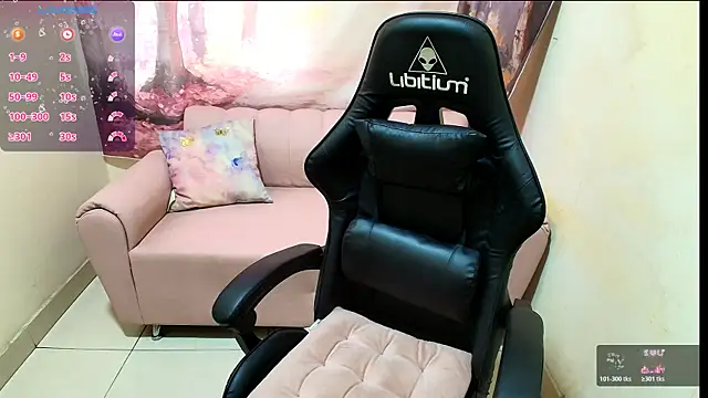 Snapshot of Emma_latinasexy18 chatting on 03-09-26, 06:34 Emma latinasexy18 online show from 03-09-26, 06:34