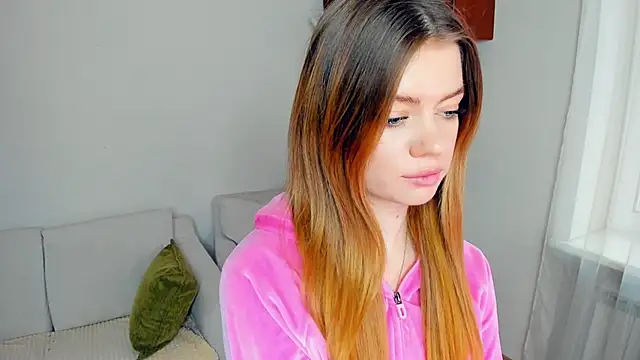 AngelesBenitz online show from 12-17-25, 07:03