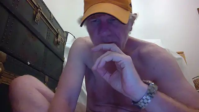 Snapshot of Hardwarelane67 chatting on 11-22-25, 06:12 Hardwarelane67 online show from 11-22-25, 06:12