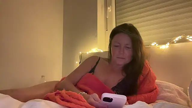 AnnaSophiaX online show from 02-05-26, 09:52