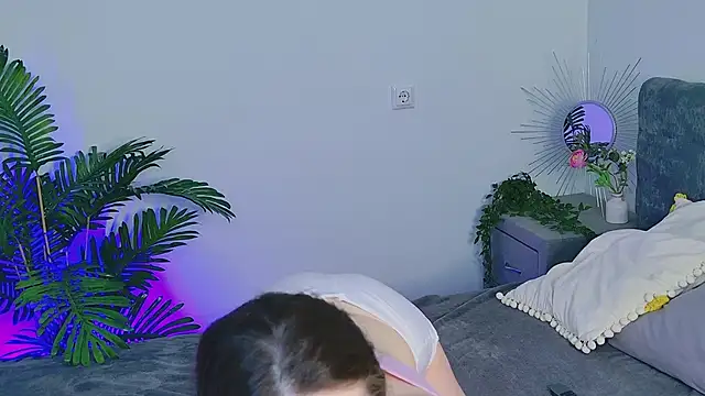 SilentLily online show from 03-19-26, 06:17