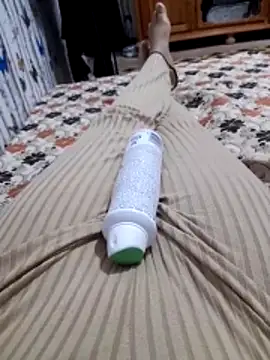 Snapshot of Nora_arabi chatting on 04-05-26, 10:01 Nora arabi online show from 04-05-26, 10:01