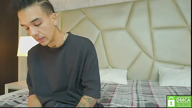 Snapshot of Be_curious chatting on 03-24-26, 12:10 Be curious online show from 03-24-26, 12:10