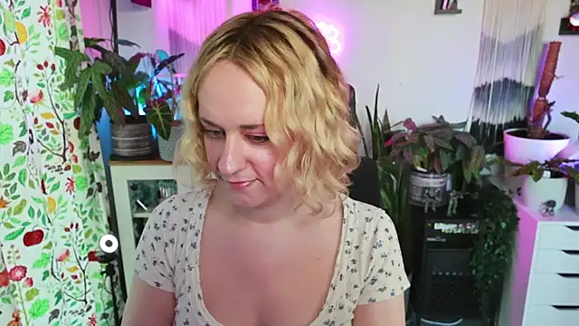 xzoeyryanx online show from 05-03-26, 05:19