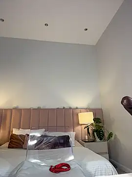 Snapshot of Tattitude_ chatting on 03-12-26, 11:05 Tattitude online show from 03-12-26, 11:05