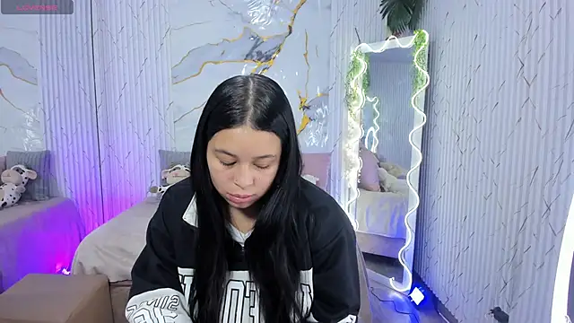 Canndyy tay1 online show from 06-17-26, 11:45