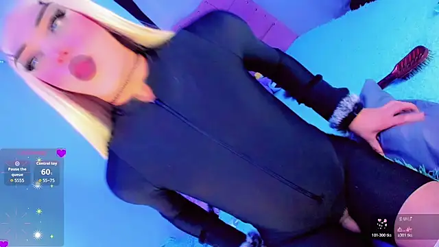 Snapshot of Shiaki_04 chatting on 03-02-26, 06:03 Shiaki 04 online show from 03-02-26, 06:03