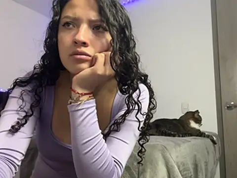 Snapshot of Zhara_williams chatting on 05-11-26, 12:22 Zhara williams online show from 05-11-26, 12:22