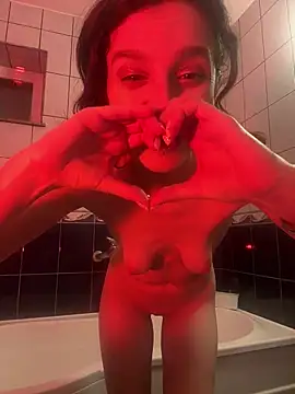 Snapshot of AnnaHarperX chatting on 03-01-25, 06:32 AnnaHarperX online show from 03-01-25, 06:32