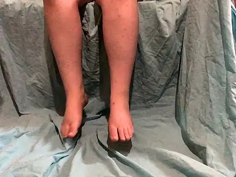 AlexHeartMe online show from 01-13-26, 06:51