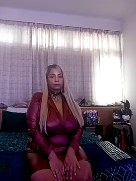 LaReineCleo online show from 05-11-26, 10:21
