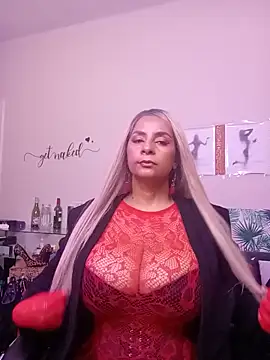 LaReineCleo online show from 06-18-26, 10:41