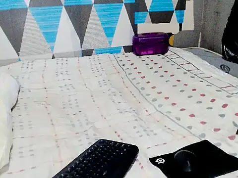 Savannah Cock online show from 11-30-25, 05:55