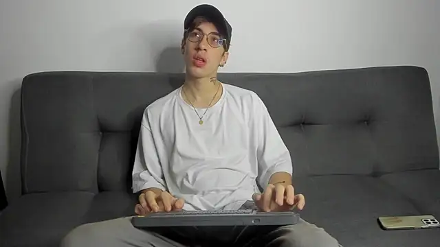 Dio  morningstar online show from 11-20-25, 11:32