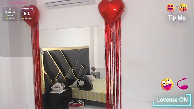 Snapshot of NoahJhonson69 chatting on 02-12-26, 12:00 NoahJhonson69 online show from 02-12-26, 12:00