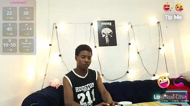 Snapshot of NoahJhonson69 chatting on 02-21-26, 11:55 NoahJhonson69 online show from 02-21-26, 11:55