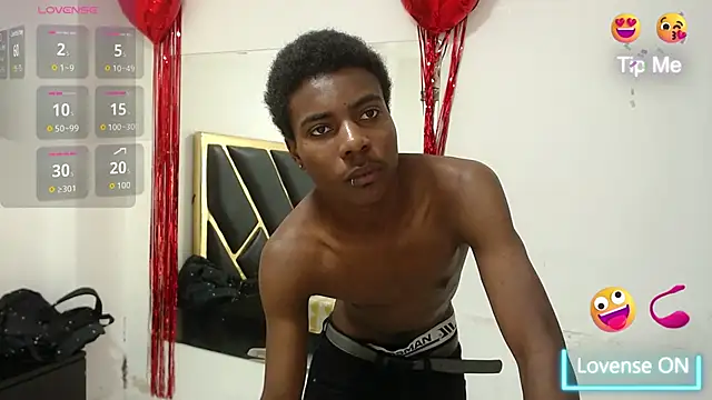 Snapshot of NoahJhonson69 chatting on 02-24-26, 04:49 NoahJhonson69 online show from 02-24-26, 04:49